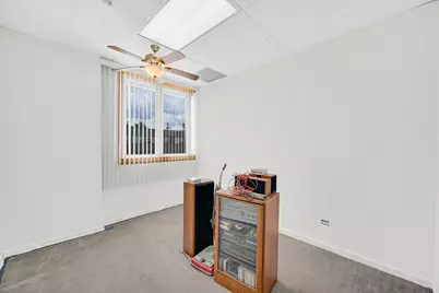 2201 W Roosevelt Road, Broadview, IL 60155 - Photo 13