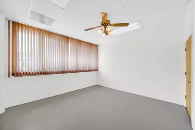 2201 W Roosevelt Road, Broadview, IL 60155 - Photo 11