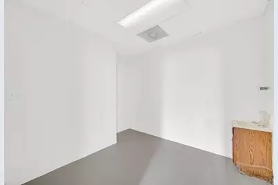 2201 W Roosevelt Road, Broadview, IL 60155 - Photo 7