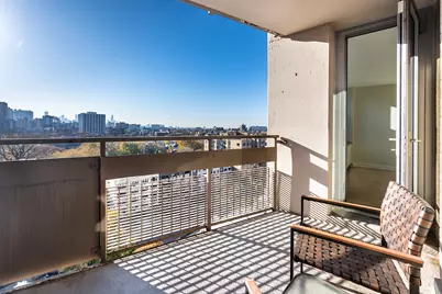 555 W Cornelia Avenue #1204, Chicago, IL 60657 - Photo 9