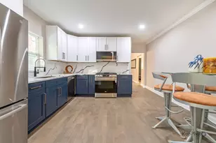 11935 S Stewart Ave, Chicago, IL 60628 - Photo 13