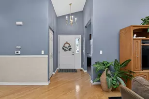 1592 W Ludington Circle, Romeoville, IL 60446 - Photo 3