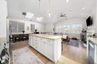 3647 N Damen Avenue #3, Chicago, IL 60618 - Photo 9