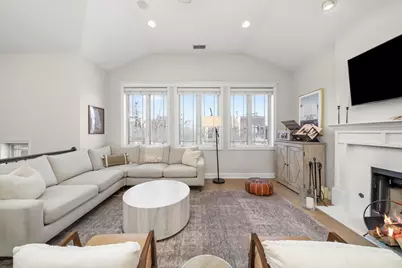 3647 N Damen Avenue #3, Chicago, IL 60618 - Photo 15