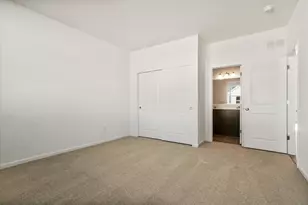 327 Kingsport Dr, South Elgin, IL 60177 - Photo 21