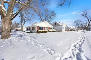 2658 122nd St, Blue Island, IL 60406 - Photo 3