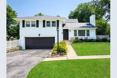 742 W Chestnut Street, Hinsdale, IL 60521 - Photo 1