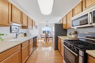 31 E Grove St, Lombard, IL 60148 - Photo 5