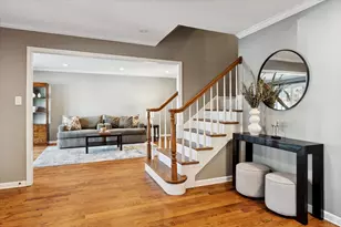 2243 Aster Ct, Naperville, IL 60565 - Photo 3