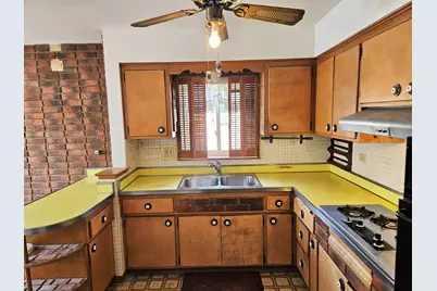 6940 N Ottawa Avenue, Chicago, IL 60631 - Photo 11