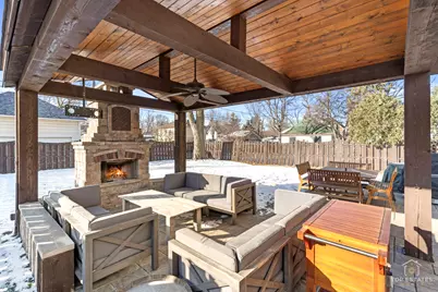 110 N Elm Avenue, Elmhurst, IL 60126 - Photo 31