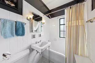 [Address not provided], Chicago, IL 60637 - Photo 23