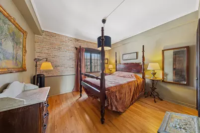 [Address not provided], Chicago, IL 60637 - Photo 17