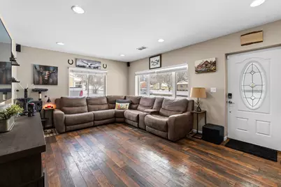 3322 Gilead Avenue, Zion, IL 60099 - Photo 5