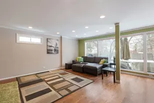 1430 Country Ln, Deerfield, IL 60015 - Photo 5