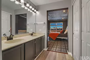 902 Huntington Dr, Elk Grove Village, IL 60007 - Photo 21