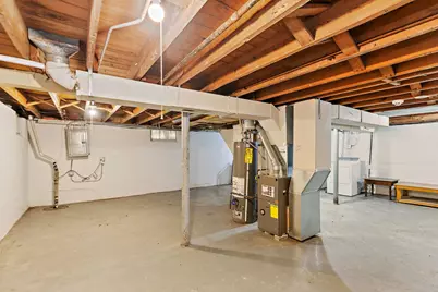 1105 Woodlawn Circle, Waukegan, IL 60085 - Photo 17