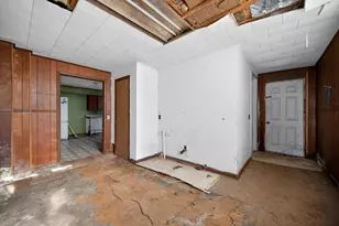 1123 E 6th Ave, Monmouth, IL 61462 - Photo 17