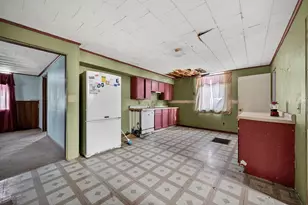 1123 E 6th Ave, Monmouth, IL 61462 - Photo 11