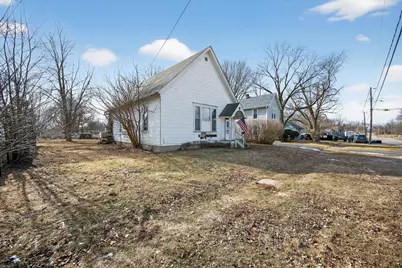 1123 E 6th Avenue, Monmouth, IL 61462 - Photo 3