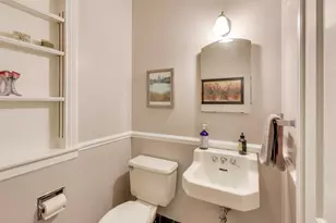 909 Locust Rd, Wilmette, IL 60091 - Photo 19