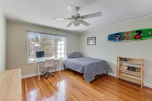 909 Locust Rd, Wilmette, IL 60091 - Photo 29