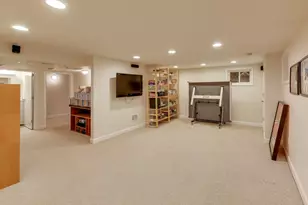 909 Locust Rd, Wilmette, IL 60091 - Photo 33