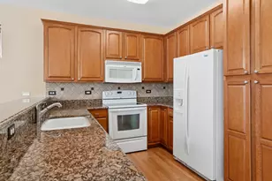 3740 Idlewild Ln, Naperville, IL 60564 - Photo 11