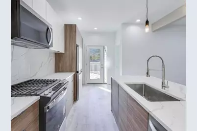 1721 W Arthur Avenue, Chicago, IL 60626 - Photo 5