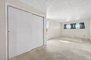 906 Peoria St, Lincoln, IL 62656 - Photo 21