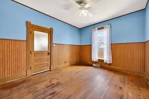 906 Peoria St, Lincoln, IL 62656 - Photo 19