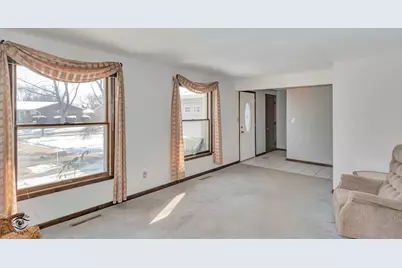 817 Stonewall Drive, Bourbonnais, IL 60914 - Photo 9