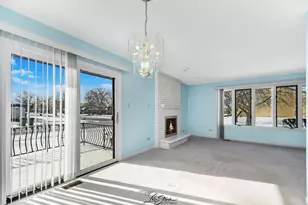 16135 Pine Dr, Tinley Park, IL 60477 - Photo 5