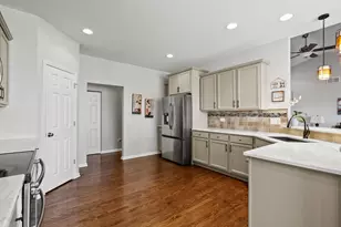 428 E Frontier Dr, Minooka, IL 60447 - Photo 7