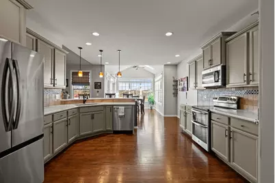 428 E Frontier Drive, Minooka, IL 60447 - Photo 5