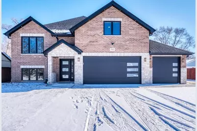 7933 Lotus Avenue, Burbank, IL 60459 - Photo 1