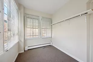 7424 S Calumet Ave, Chicago, IL 60619 - Photo 9