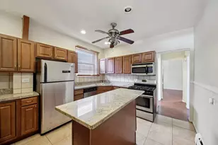 7424 S Calumet Ave, Chicago, IL 60619 - Photo 5