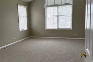 1250 S Falcon Dr, Palatine, IL 60067 - Photo 13