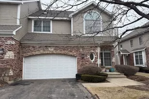 1250 S Falcon Dr, Palatine, IL 60067 - Photo 1