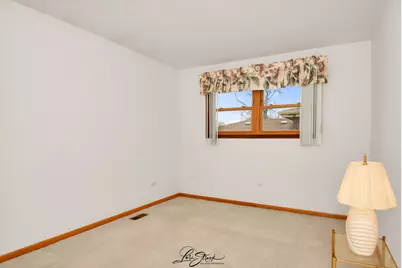 16617 Leslie Drive, Orland Hills, IL 60487 - Photo 11