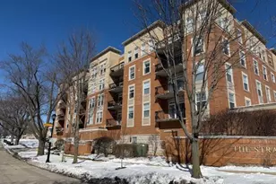 190 W Johnson St, Palatine, IL 60067 - Photo 1