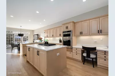 2535 Stonebridge Lane, Northbrook, IL 60062 - Photo 9