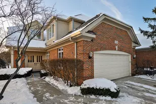 2535 Stonebridge Ln, Northbrook, IL 60062 - Photo 1