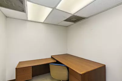 303 Elgin Avenue, Elgin, IL 60120 - Photo 37