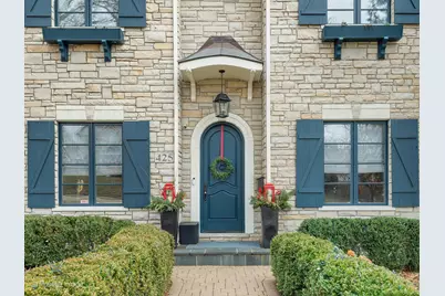 425 S Quincy Avenue, Hinsdale, IL 60521 - Photo 3