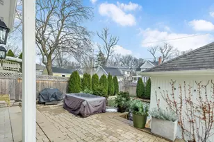 425 S Quincy Ave, Hinsdale, IL 60521 - Photo 39