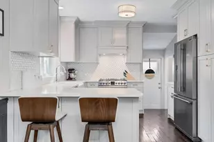 712 N Catherine Ave, La Grange Park, IL 60526 - Photo 17