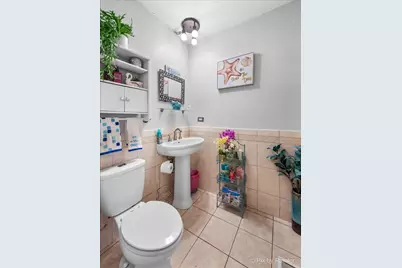 712 Scarbrough Circle #712, Hoffman Estates, IL 60169 - Photo 3