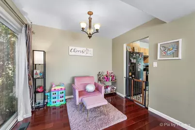 712 Scarbrough Circle #712, Hoffman Estates, IL 60169 - Photo 11